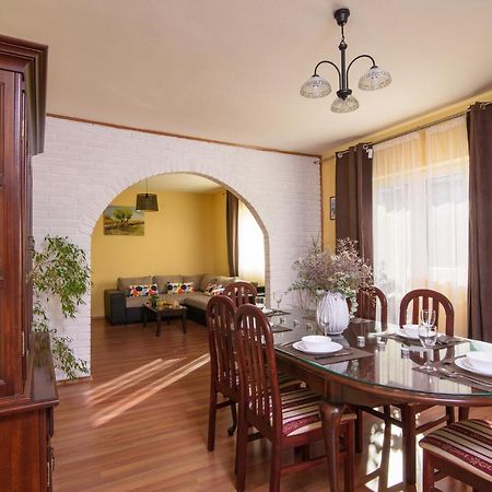 Apartmen Karmen 2 تروغير المظهر الخارجي الصورة
