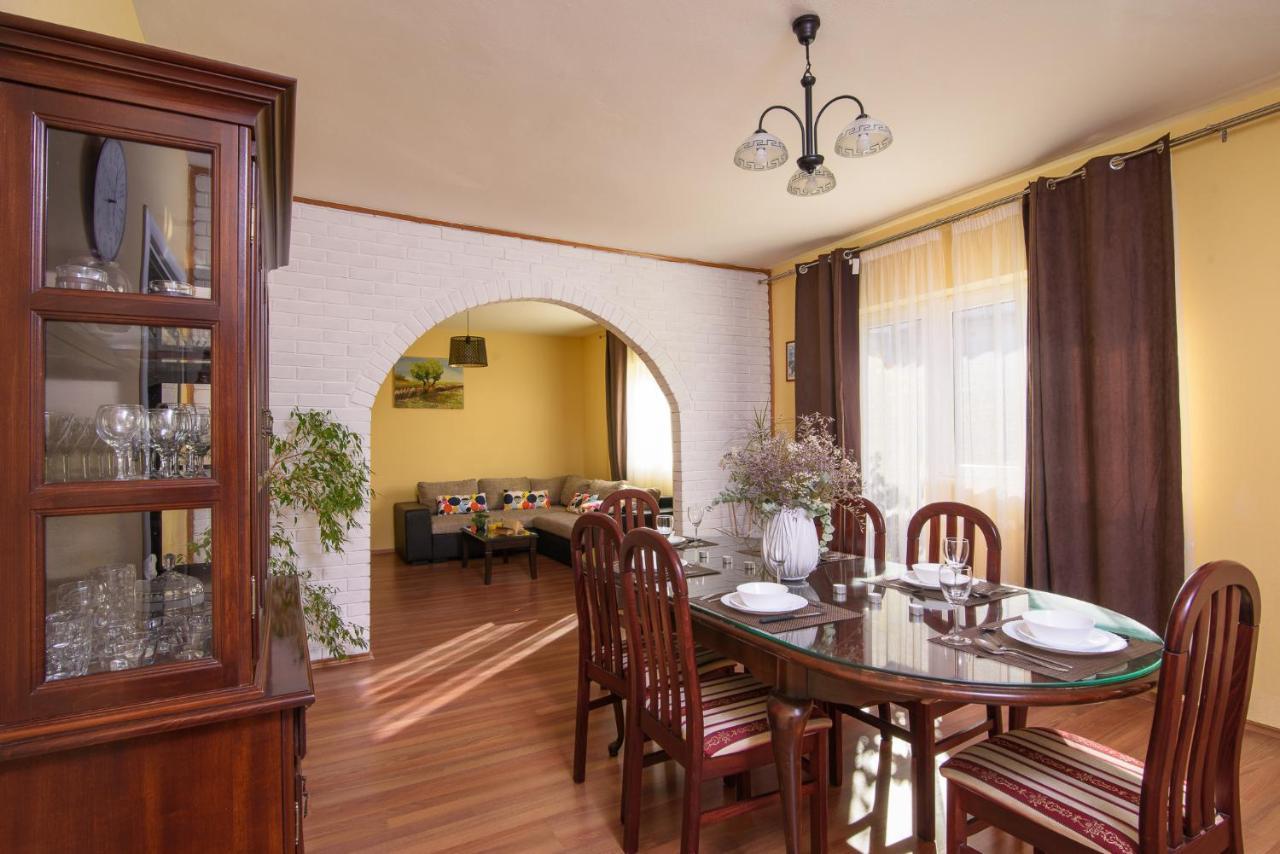 Apartmen Karmen 2 تروغير المظهر الخارجي الصورة